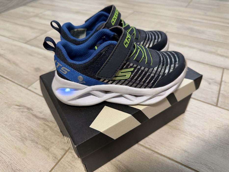 Кроссовки skechers 25 размер