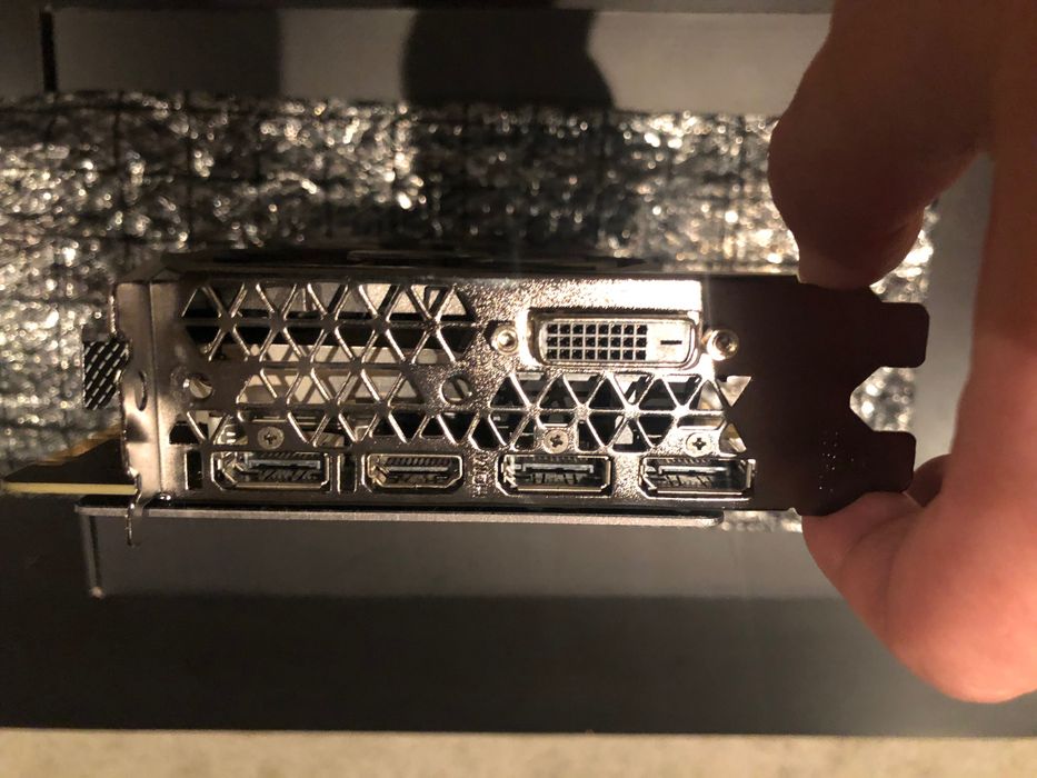 GTX 1080 Zotac 8GB VRAM + Przejściówki do Zasilacza