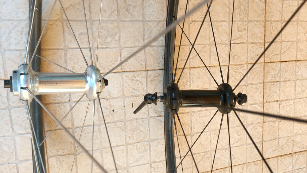 Rodas Zipp 202 carbono