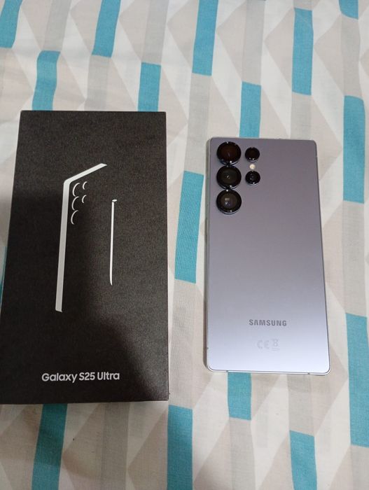 Sansung s25 ultra 12 GB 512 GB Titanun  Silverblue