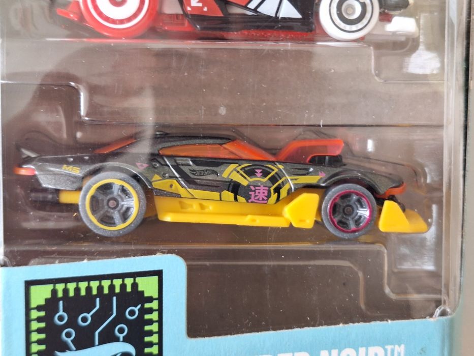 Samochodziki Hot Wheels 5 sztuk nowe