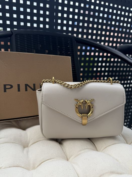 Жіноча сумка Pinko Love Bag світлий беж / нова