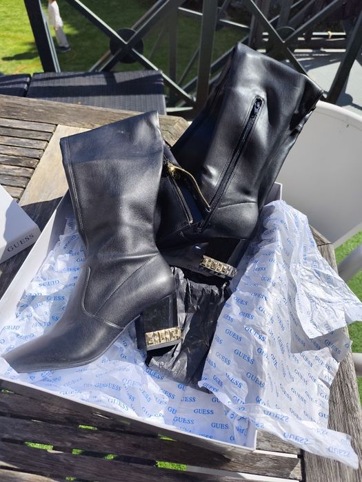 BOTAS Altas GUESS ORIGINAIS 38- Novas em caixa
