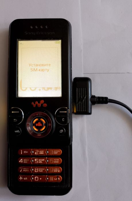 Продам ретро телефон Soni Ericsson W580i.
