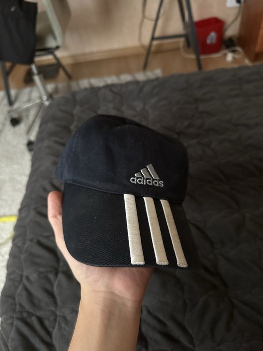 Трекінгова спортивна кепка Adidas Sportswear