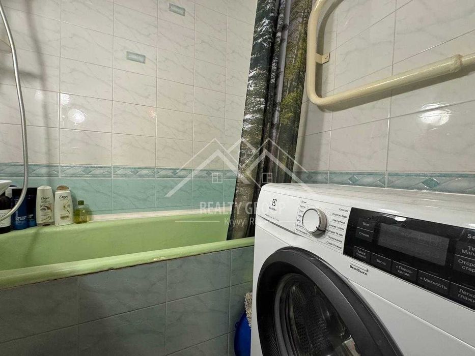 Продаж 3к квартири у центрі міста , вул Українська 5