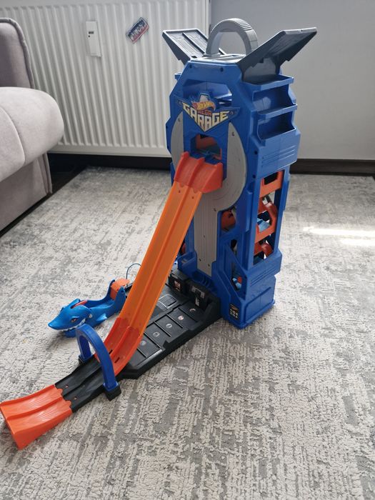 Garaż rajdowy  hot wheels city