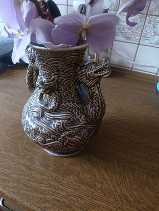 Oryginalny wazon ozdobny