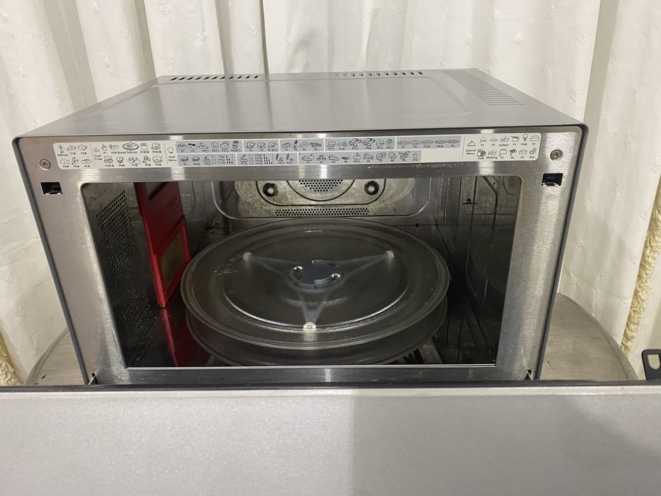 Forno multifunções Whirlpool Supreme Chef - Semi novo