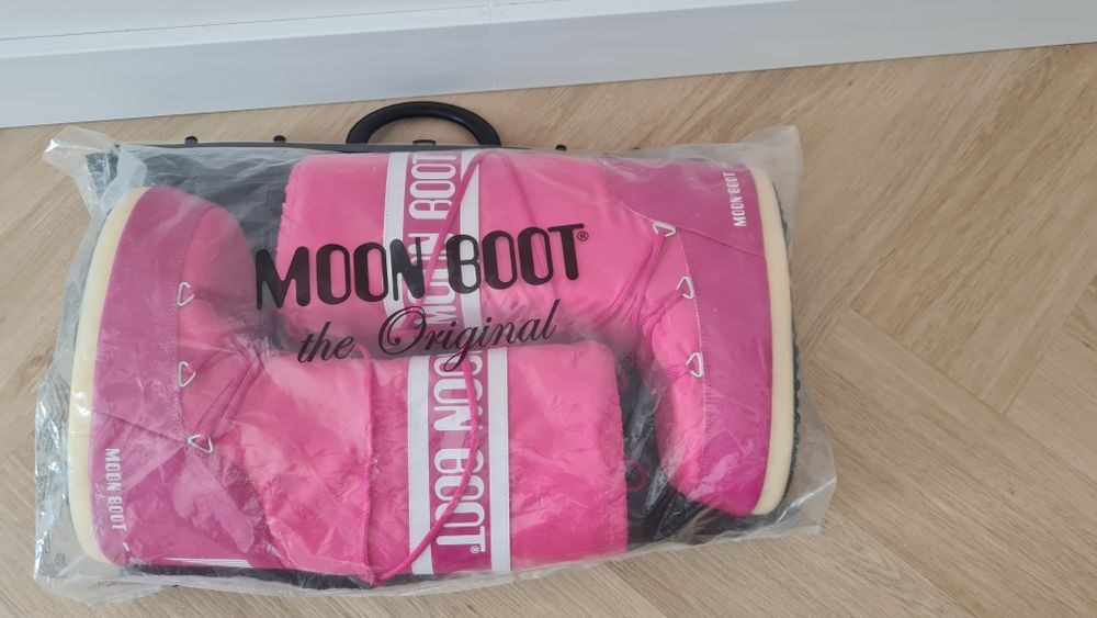 Nowe śniegowce  MOON BOOT