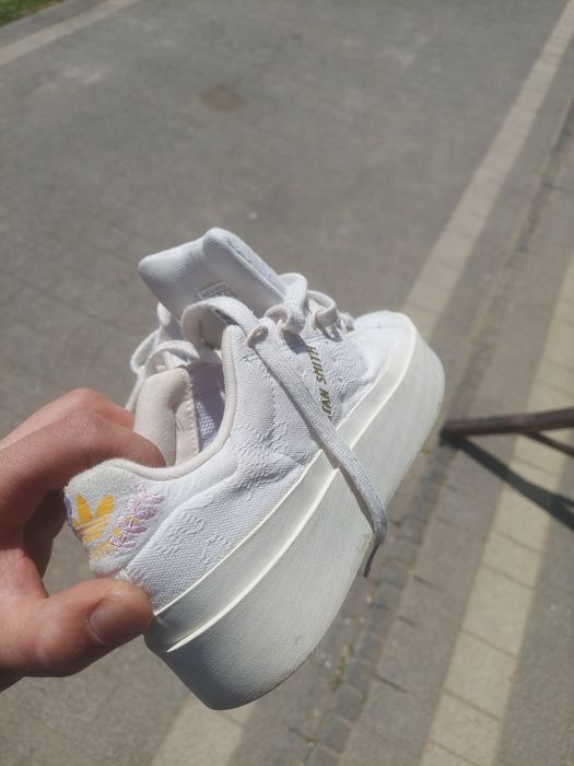 Buty 36 sneakersy Adidas Superstar Bonega w kolorze białym