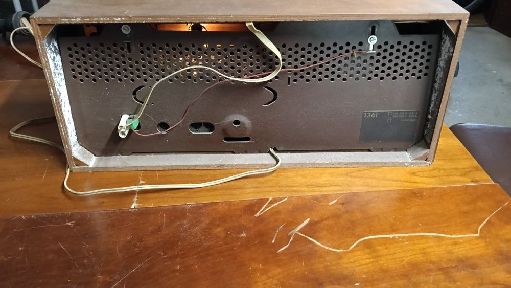 Radio TELEFUNKEN JUBILATE de luxe 1361-vintage 1962-funcional