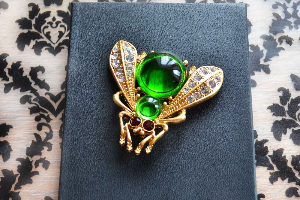 Роскошная большая брошь жук Trifari брошка