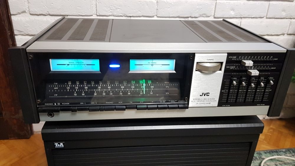 Piękny JVC JR-S200L Mark II  vintage z pazurem. Made In Japan.