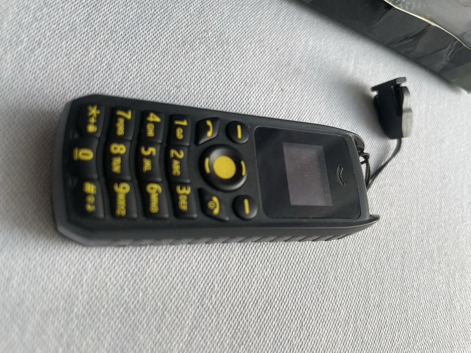 Міні телефон Servo B25