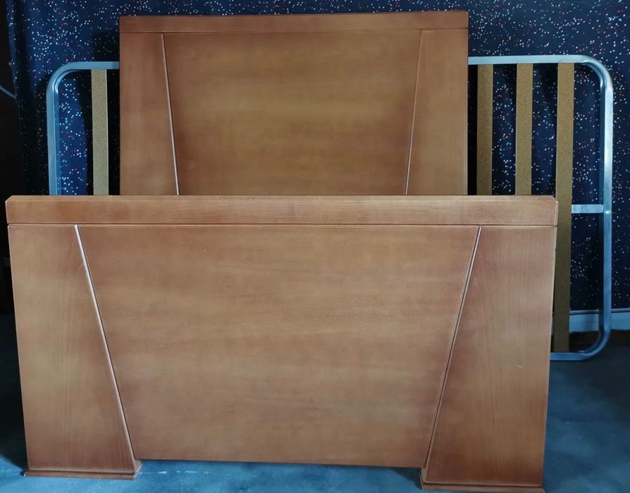 Conjunto cama solteiro e cómoda