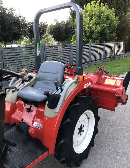 Traktorek 4x4 Yanmar AF116 Japoński Mini Traktor Ogrodniczy 2003 rok  REWERS 16 KM Wspomaganie kierownicy !!!