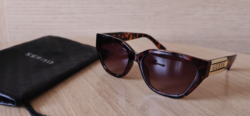 Nowe oryginalne okulary Guess
