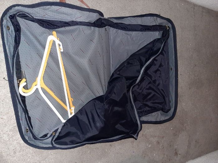 Porta Fatos SAMSONITE e outro