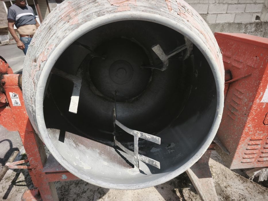 Betoneira 280 litros
