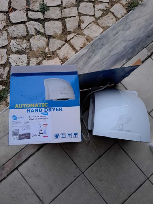 Secador de mãos eletrico