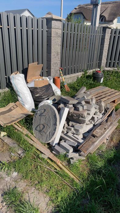 Вивіз Сміття Гілки дерев листя мотлох ,Старі меблі+Вантажники працюємо без вихідних!