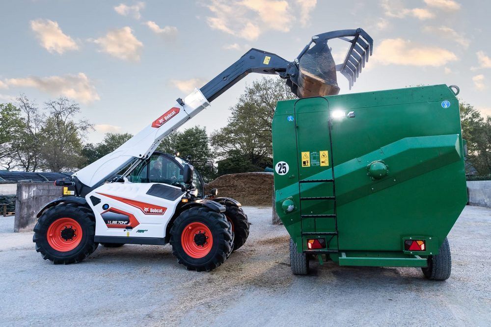 Bobcat TL38.70HF  Nowa Ładowarka teleskopowa Bobcat TL 38.70 HF