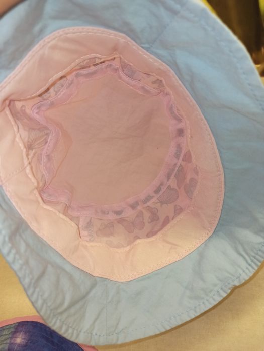 Zestaw 4szt czapek dziewczynka 98-104