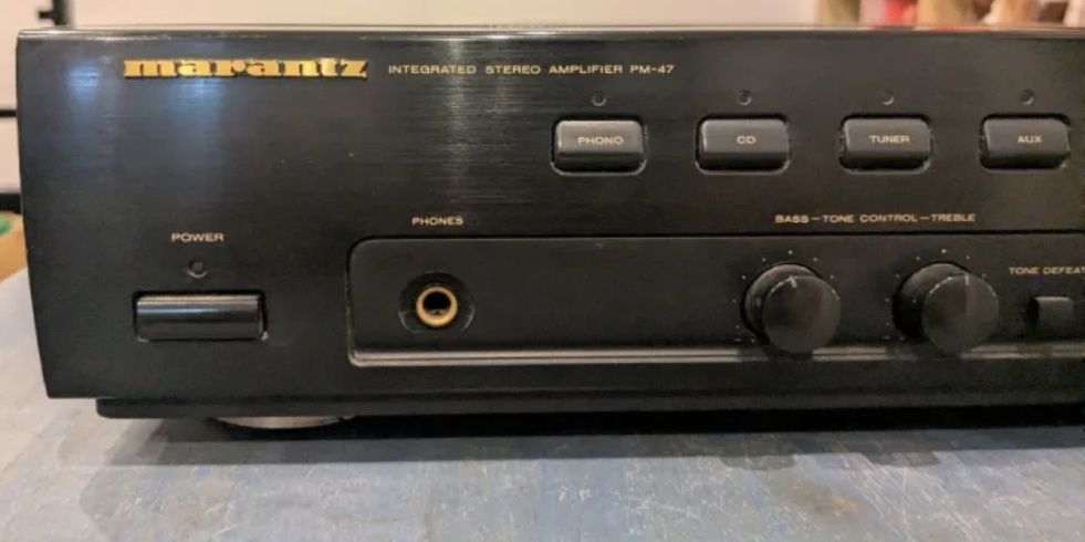 Amplificador marantz PM 47