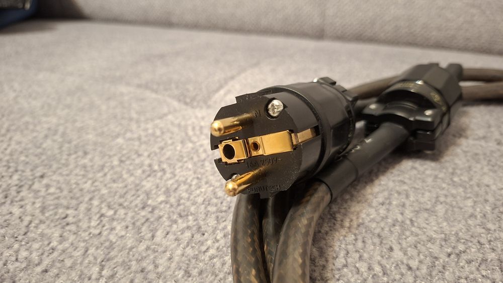 Kabel zasilający tellurium q black 2