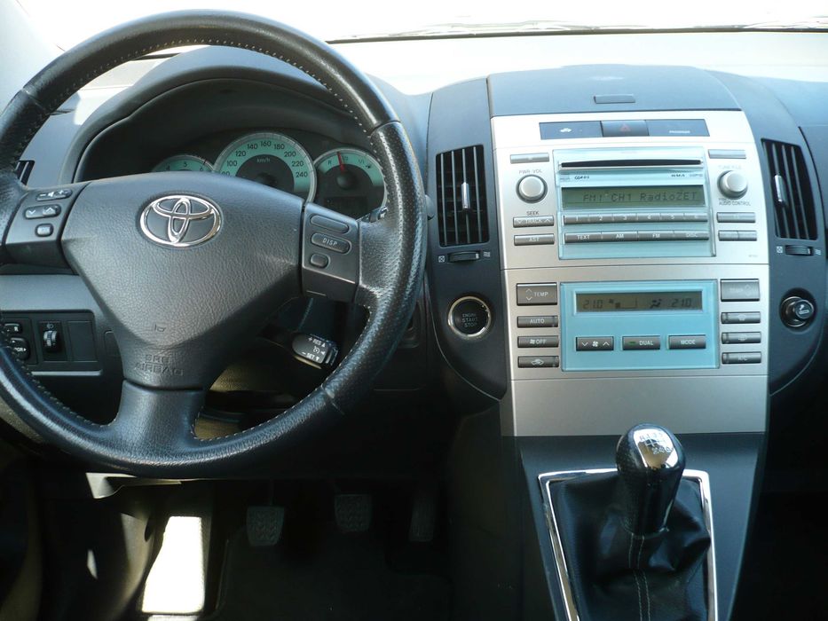 Toyota Corolla Verso 2,2 diesel,7-miejsc,sprowadzony,D-4D