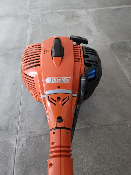 Roçadora a gasolina OLEO-MAC EMAK BC 400 T