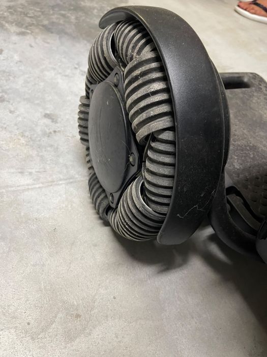 Cadeira de Rodas Elétrica WHILL Model C2 – Excelente Estado