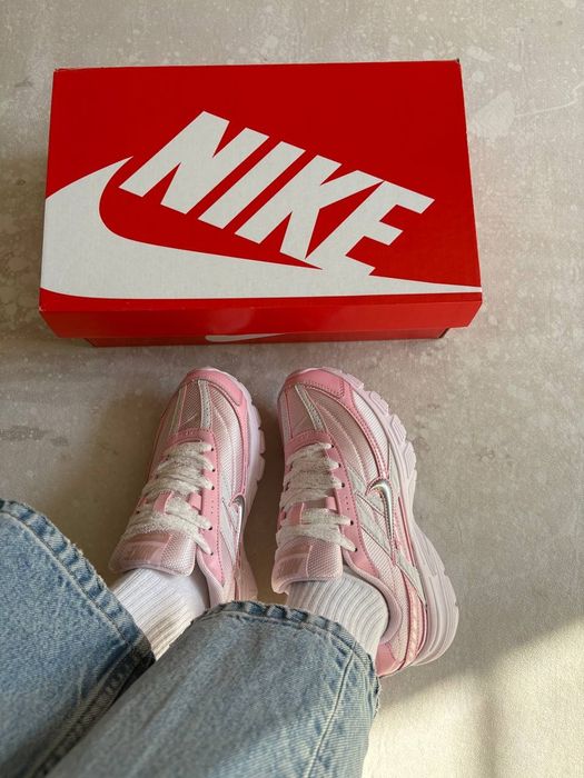 Nike Initiator Pink Grey / жіночі кросівки найк / Nike Initiator 38 39