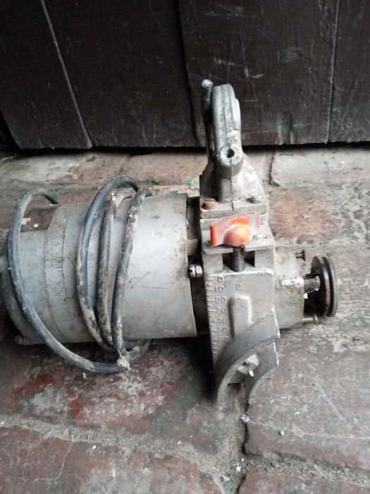 Продам циркулярну пилу