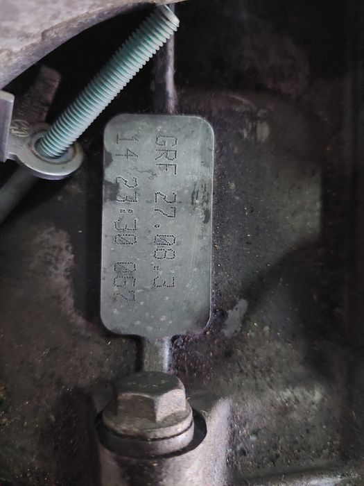 Caixa audi A3 8P referência GRF