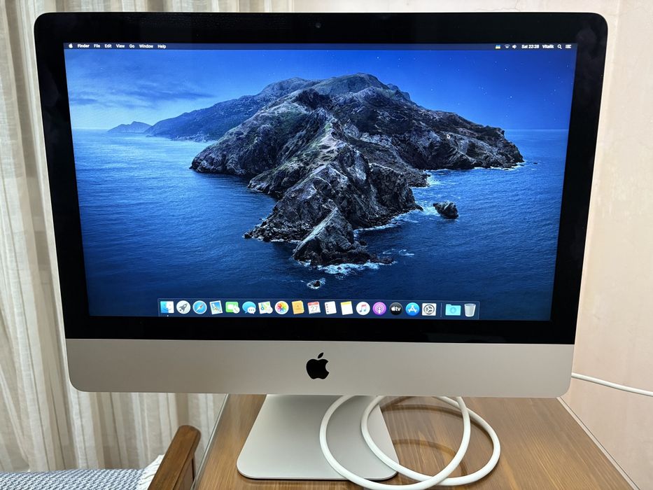 Apple iMac late 2013 21,5" 8/1024GB 2,7 GHz  Intel Iris Pro