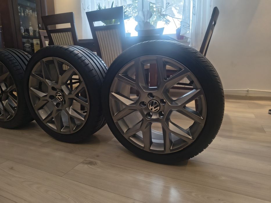 Piękny zestaw kół Golf VI GTI edition 35