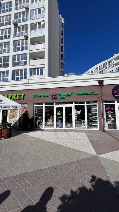 Продаж магазину 109 м2 Незалежності 23