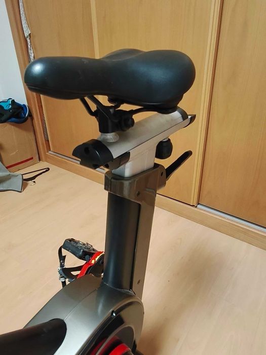 Bicicleta indoor cycling ELLIPSE Fitness Star+