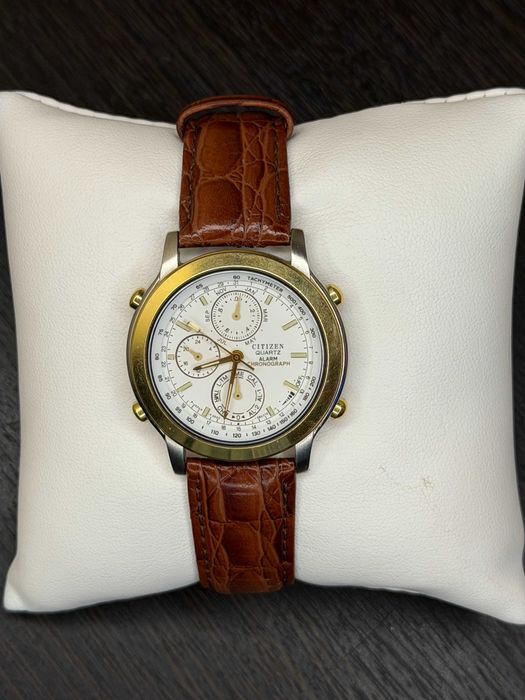Вінтажний годинник Citizen Quartz Alarm Chronograph
