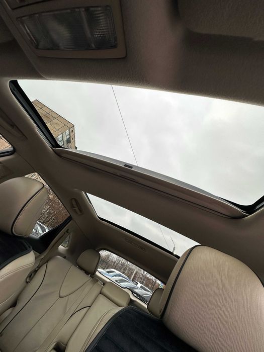 Продам Toyota Venza 2010 рік можлива розстрочка,кредит,обмін!