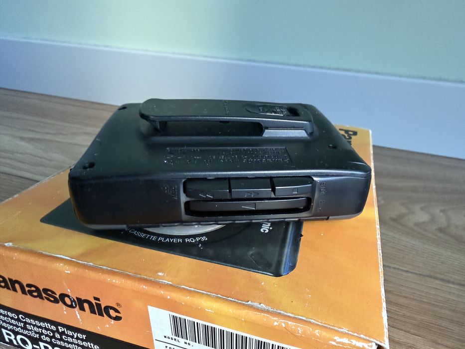 Panasonic RQ-P35 Walkman na kasety ze sluchawkami