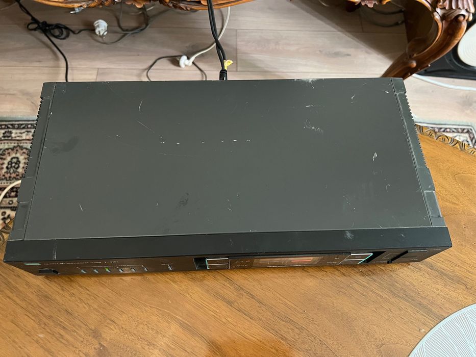 Tuner Sansui T 910L