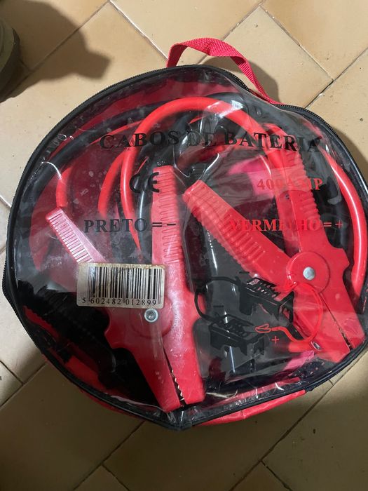 Cabos de batería cuasi novos