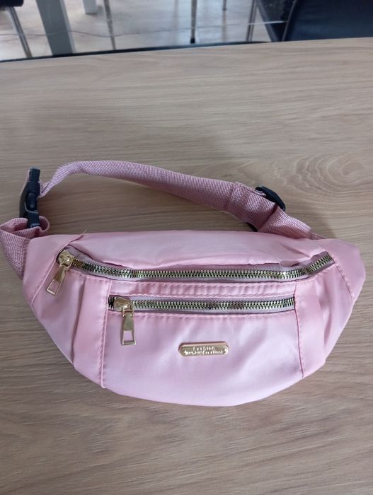 Saszetka nerka damska