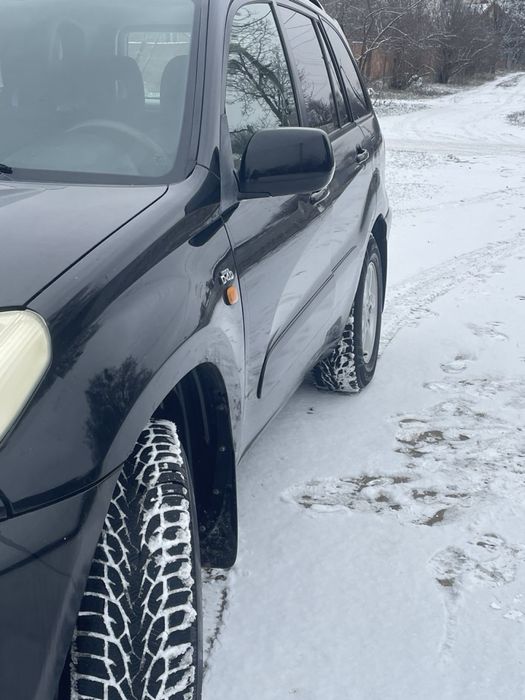 Продам  Toyota RAV4