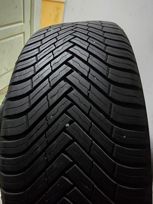 255/45R20 Nexen N'blue 4 seasons 2 24р