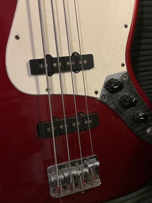 Squier Affinity J Bass by Fender