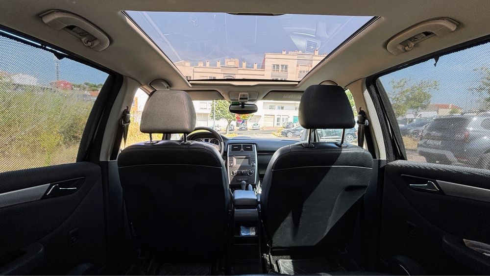Mercedes B200 CDI Automatico - Nacional | Teto Panorâmico | Parktronic | Parking Assist | Pele